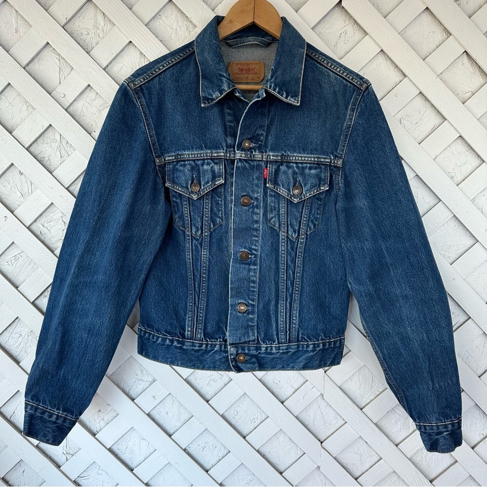 Vintage Unisex Levi’s Denim TRUCKER Jacket Label 70500‎ 02 Made in Italy